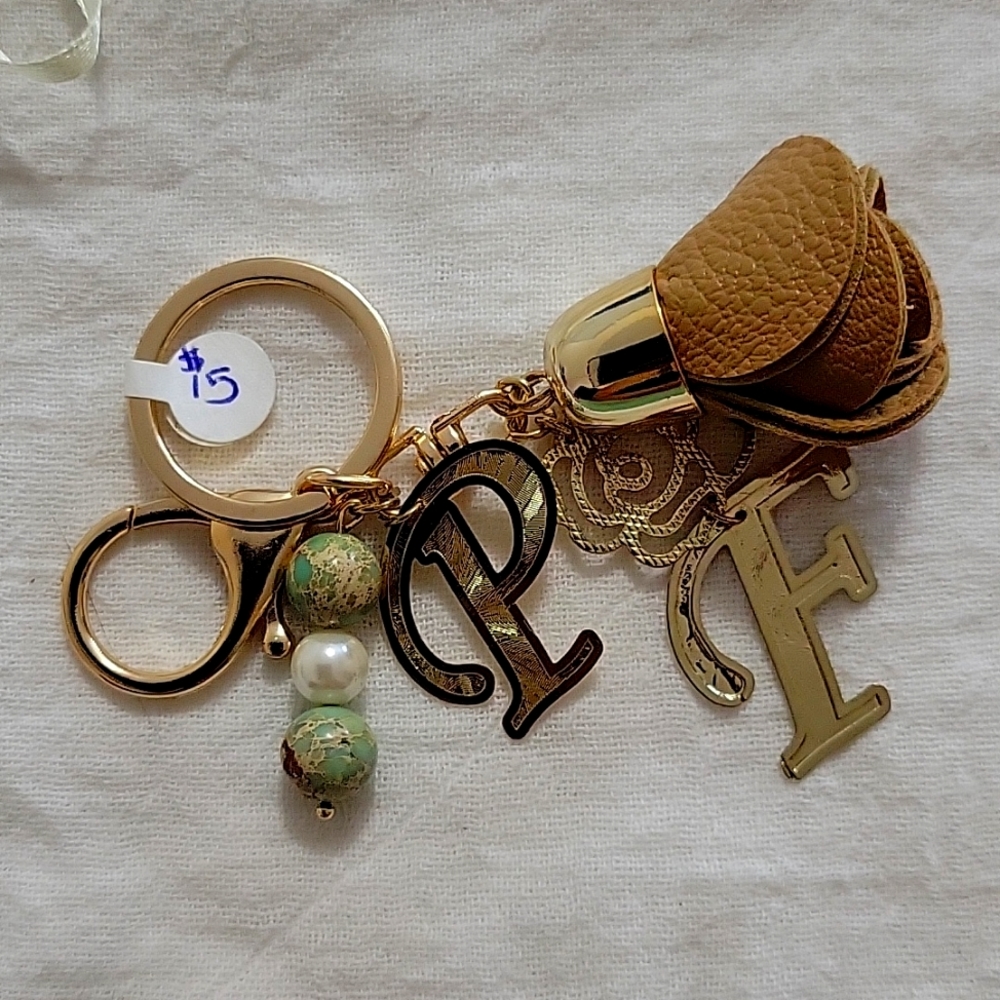 Initial key chain -Cuervo's Closet